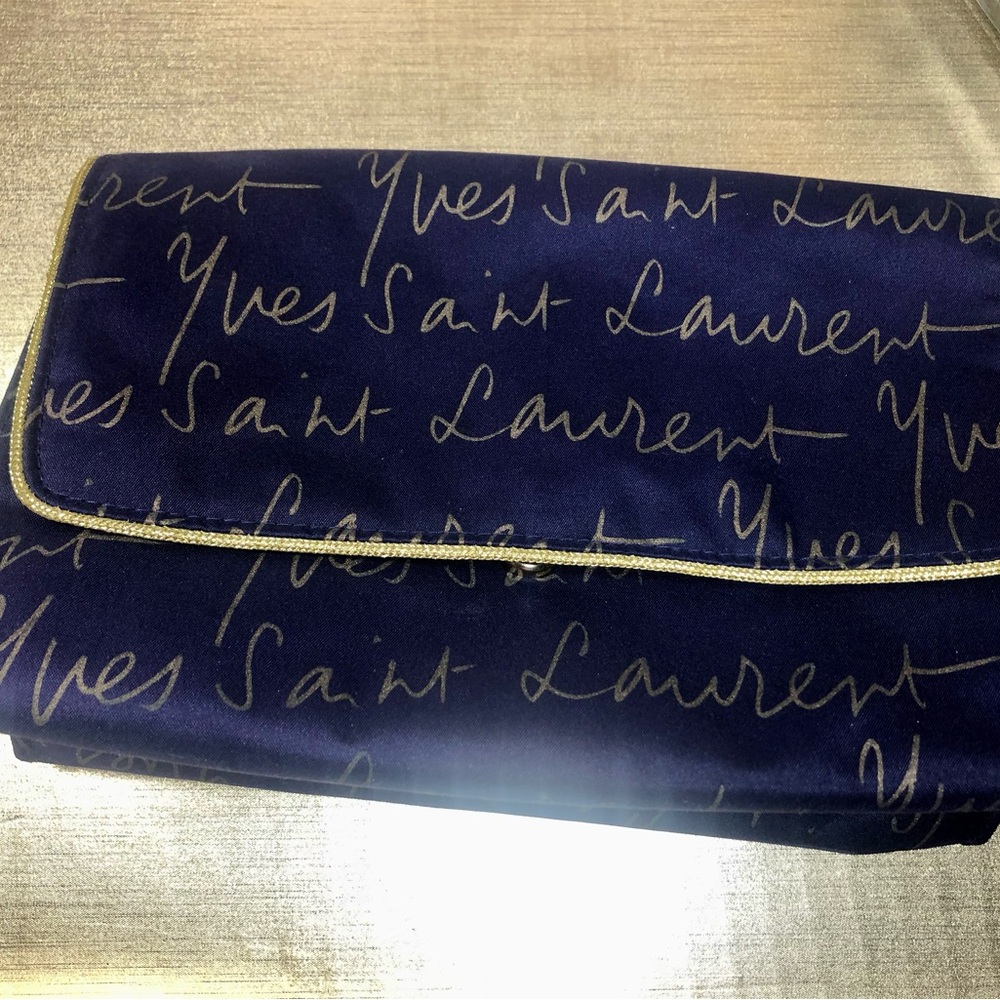 Yves Saint Laurent Purple and Gold Script Parfum Cosmetics Pouch - Picture 6 of 10
